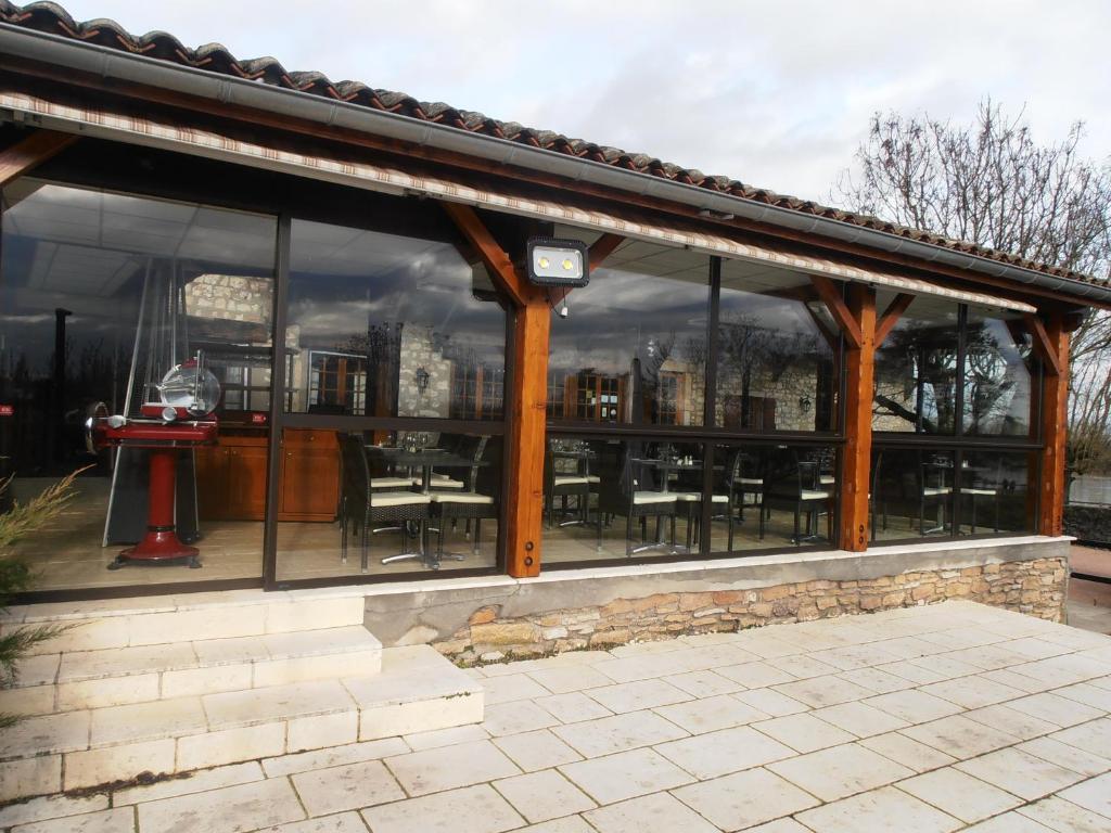 Logis Hotel Restaurant La Vieille Ferme, Macon Nord Sancé Exterior photo