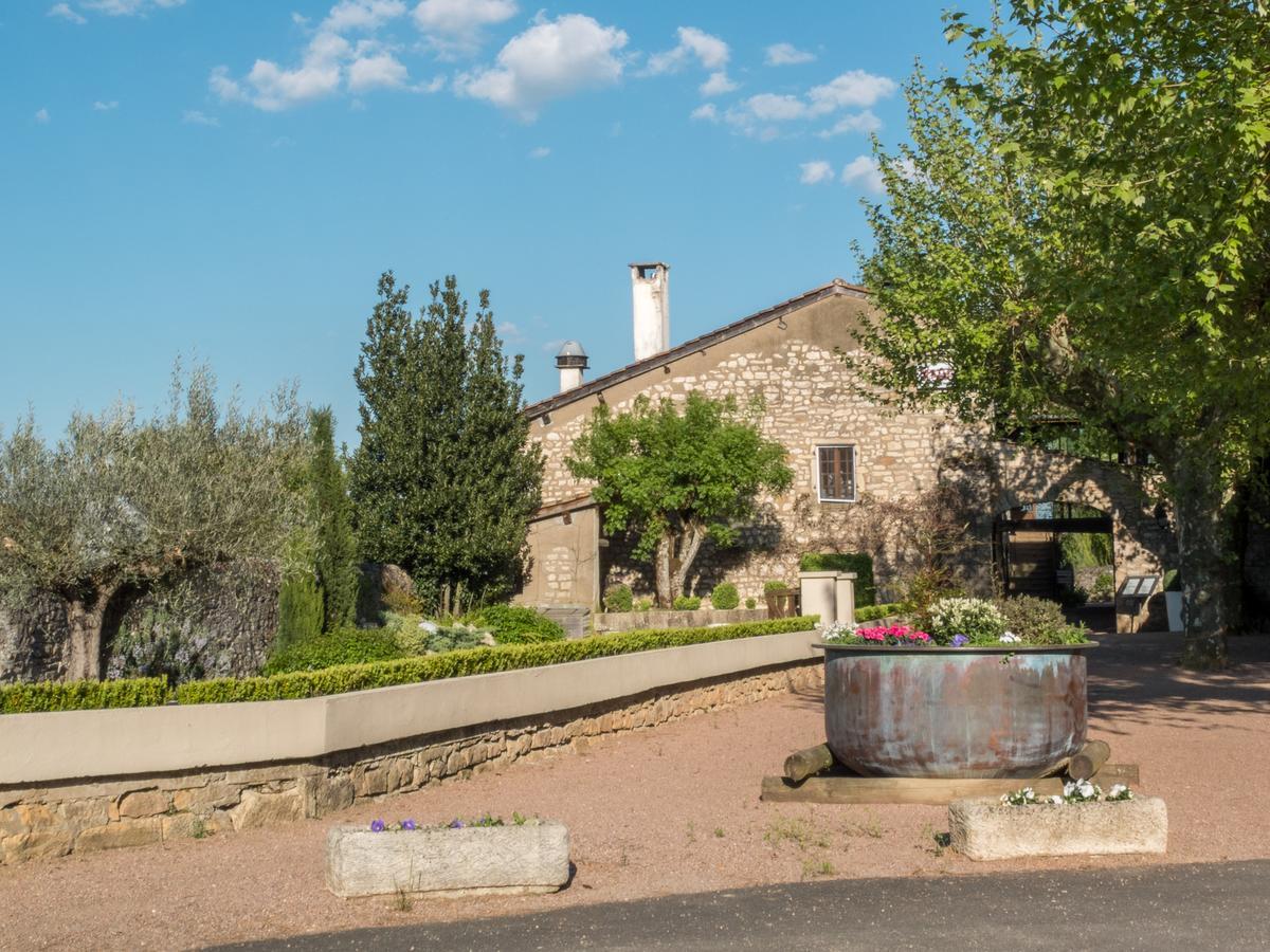 Logis Hotel Restaurant La Vieille Ferme, Macon Nord Sancé Exterior photo