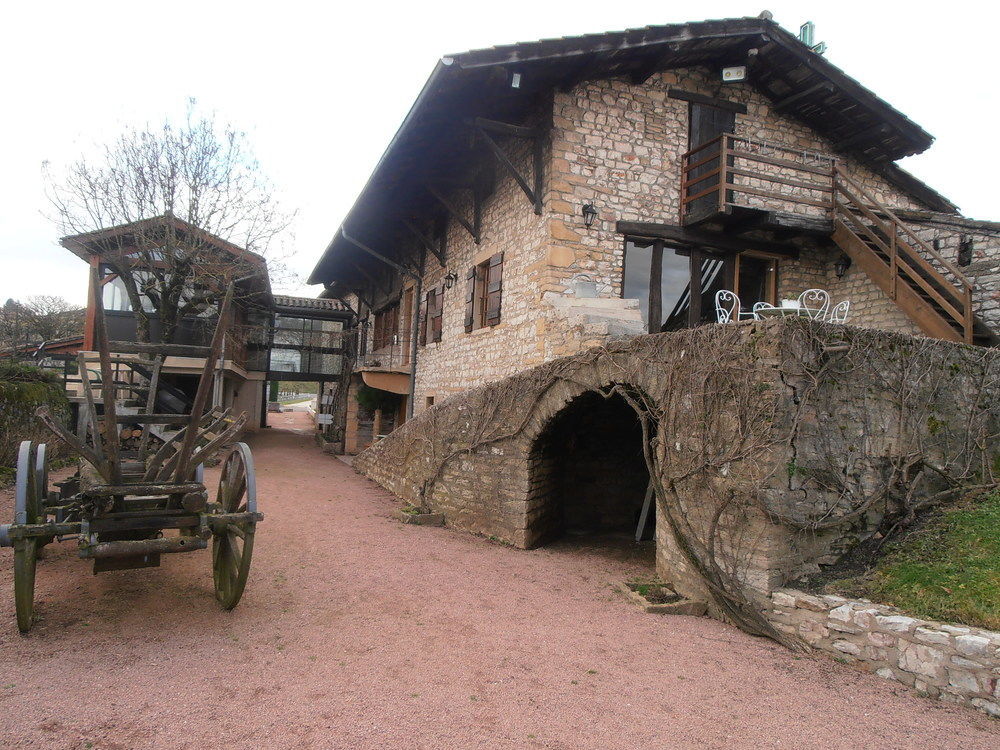 Logis Hotel Restaurant La Vieille Ferme, Macon Nord Sancé Exterior photo