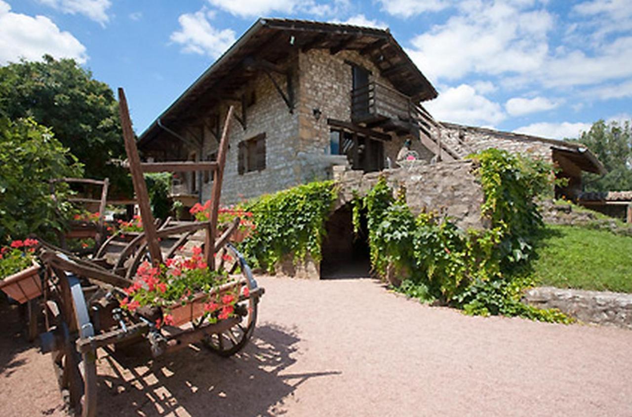 Logis Hotel Restaurant La Vieille Ferme, Macon Nord Sancé Exterior photo